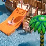 Oasis Park Splash 4*