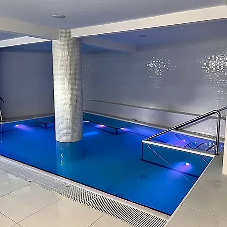 Hotel Oasis Park Splash