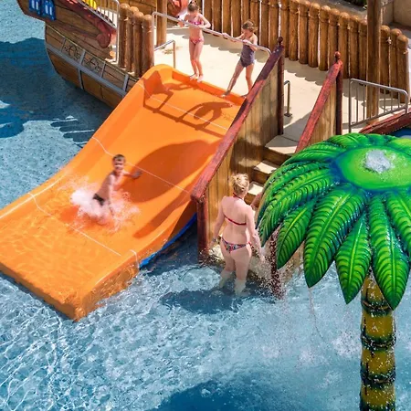 Oasis Park Splash 4*