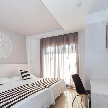 Oasis Park Splash 4*