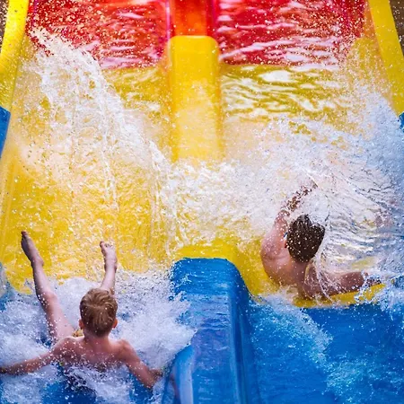 Oasis Park Splash 4*