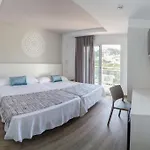 Hotel Oasis Park Splash 4*